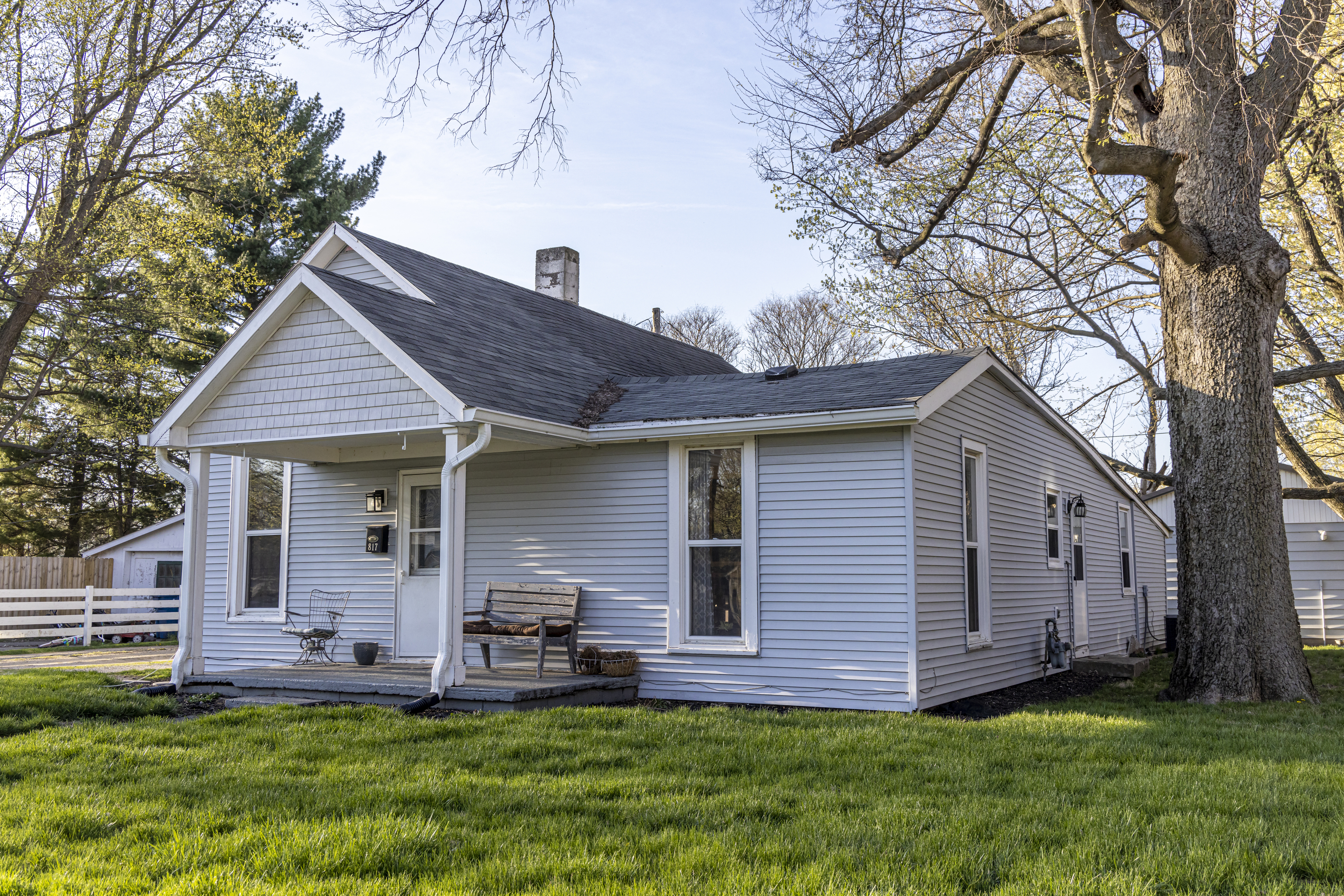 817 Pearl Street Covington, IN 47932 - Photo 2 of 21