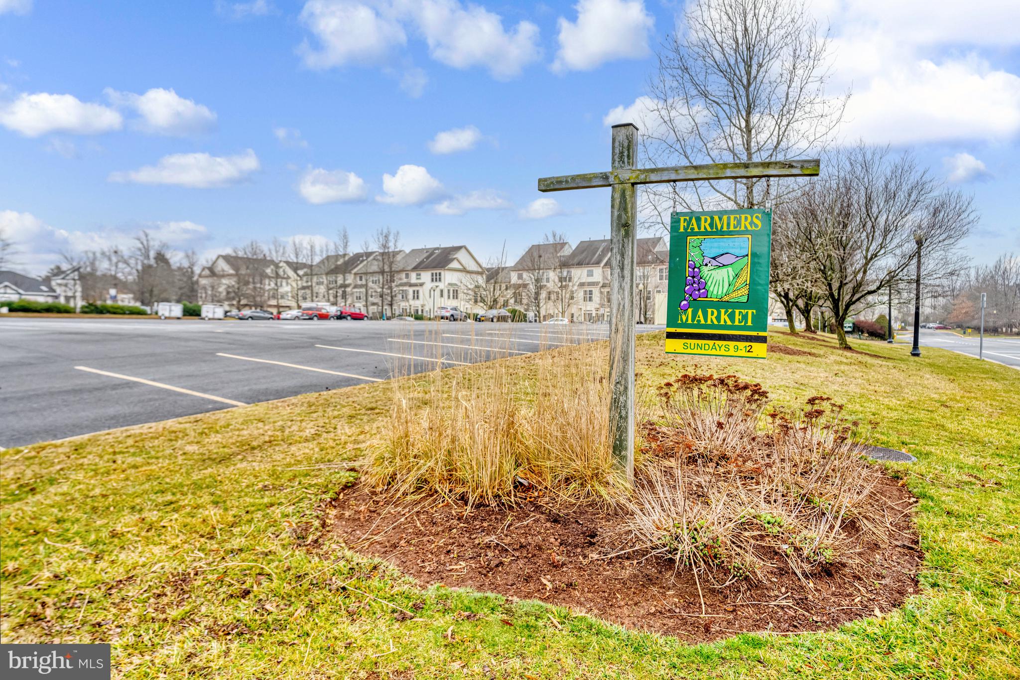 46383 Pryor Square, Unit 76 Sterling, VA 20165 - Photo 25 of 32 Nearby Farmers Market