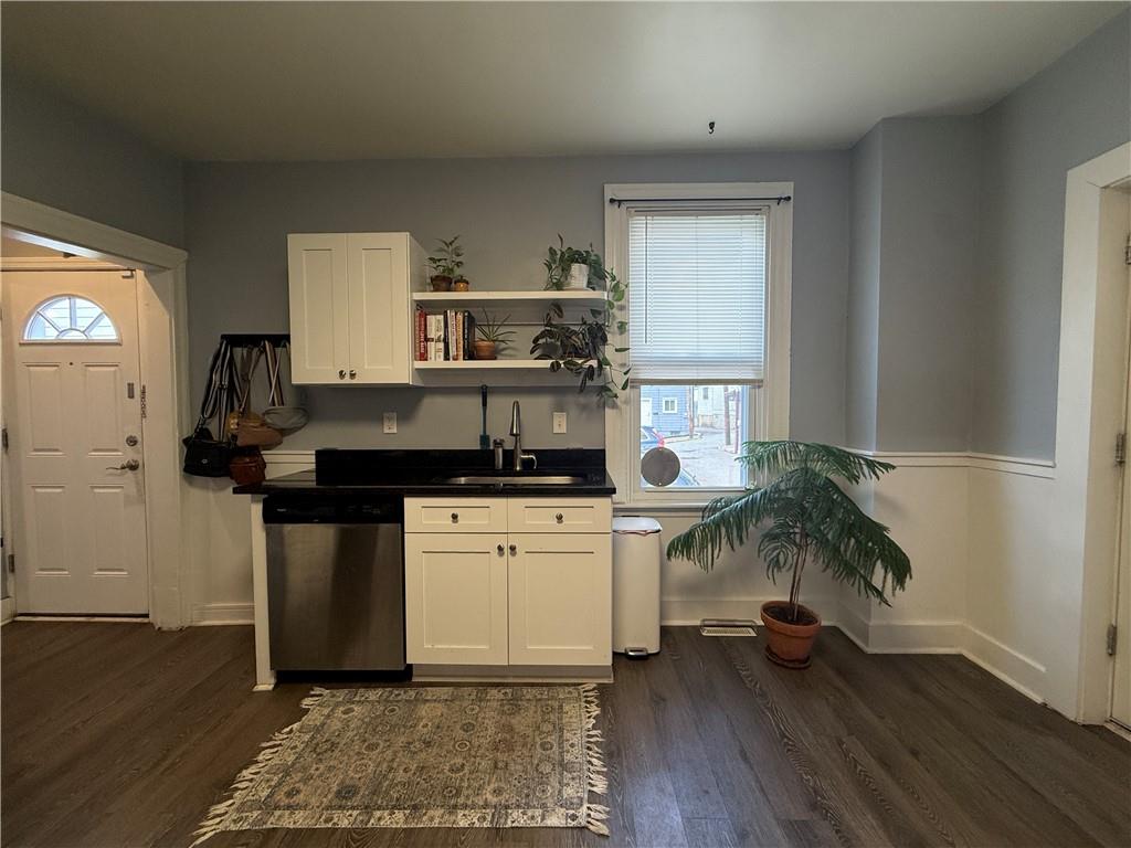 907 Spring Way Pittsburgh, PA 15215 - Photo 6 of 41 Gallery Image 6