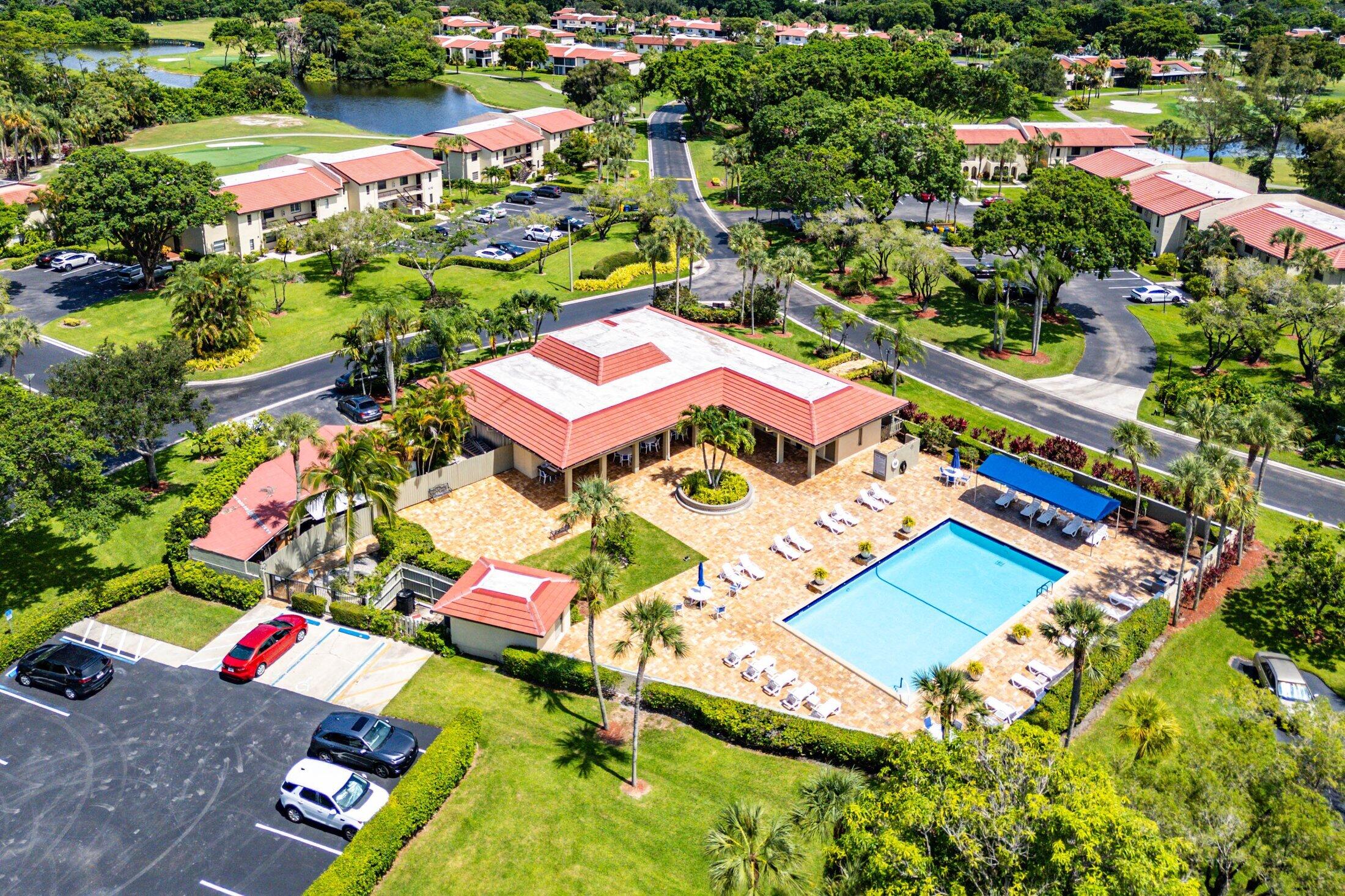 8315 Casa Del Lago, Unit 4D Boca Raton, FL 33433 - Photo 4 of 24 034-8315CasaDelLago-4D-BocaRaton-FL-3343