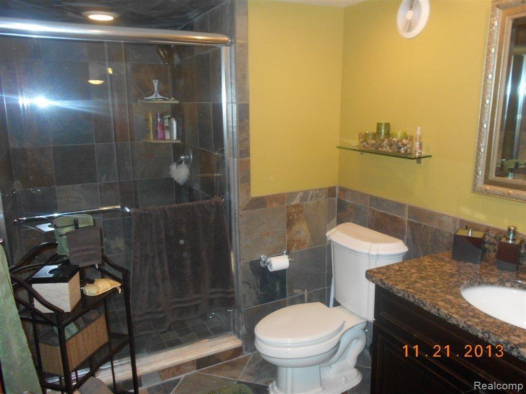 2170 Lancaster Road Bloomfield Hills, MI 48302 - Photo 15 of 18 Stone & Granite Bathroom.jpg