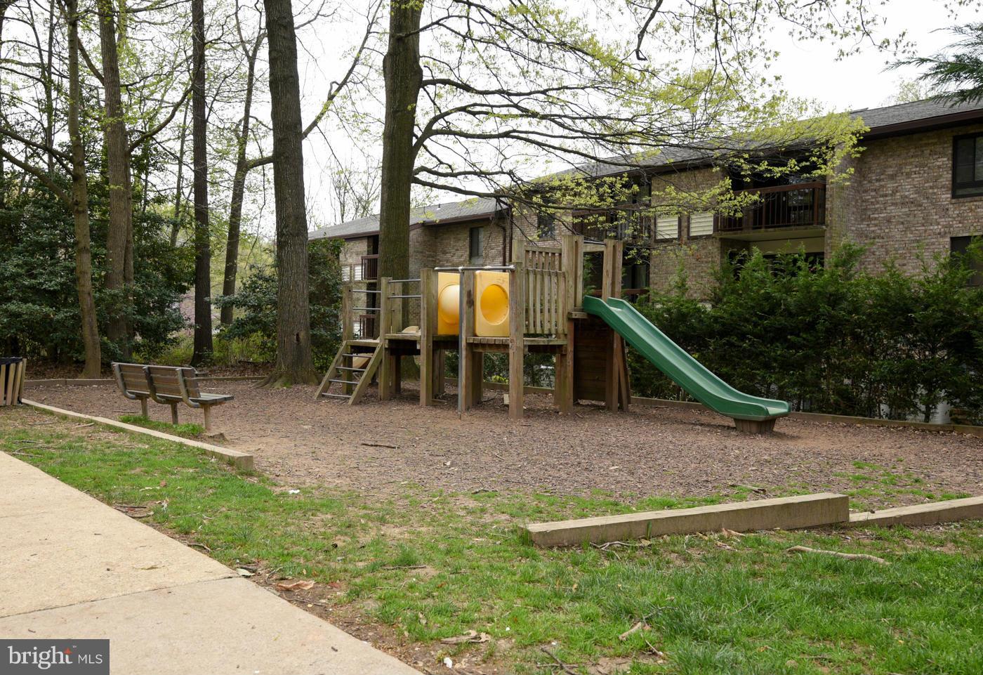 2239 Castle Rock Square, Unit 2B Reston, VA 20191 - Photo 16 of 25 Exterior (General)