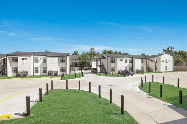 $1,175 | 2020 Cypress Acres Drive, Unit 4101, New Orleans, LA 70114