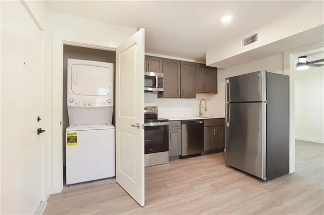 $1,175 | 2020 Cypress Acres Drive, Unit 4101, New Orleans, LA 70114