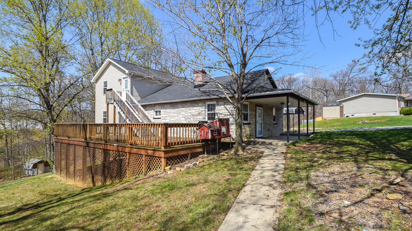 343 Ridge Road Troutville, VA 24175 - Photo 1 of 29 1