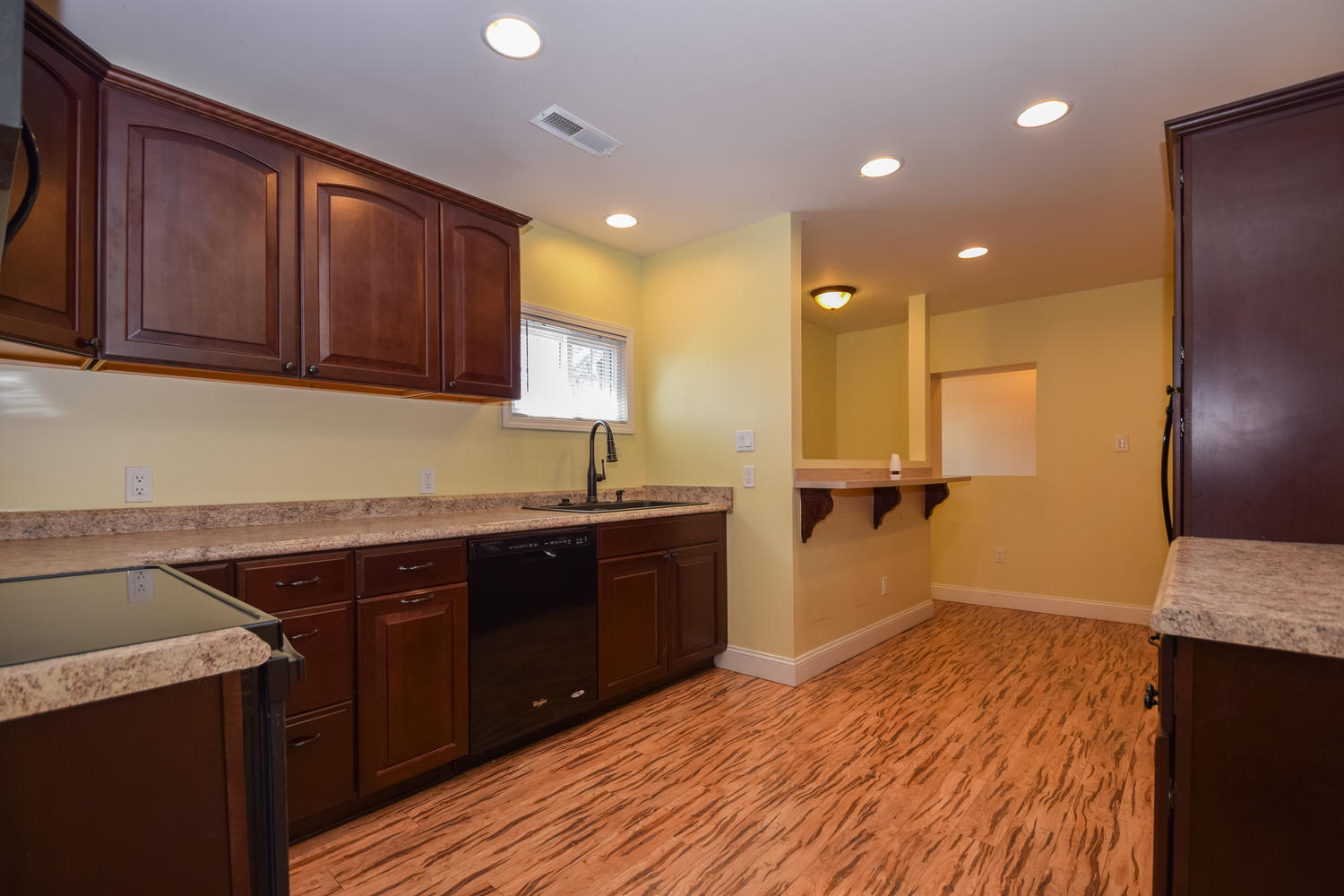 343 Ridge Road Troutville, VA 24175 - Photo 8 of 29 343 Ridge Rd Troutville VA-large-010-17-