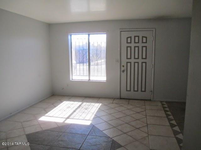 1047 East Halcyon Road Tucson, AZ 85719 - Photo 7 of 19