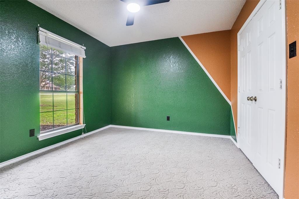 3470 Oak Tree Lane Midlothian, TX 76065 - Photo 8 of 12