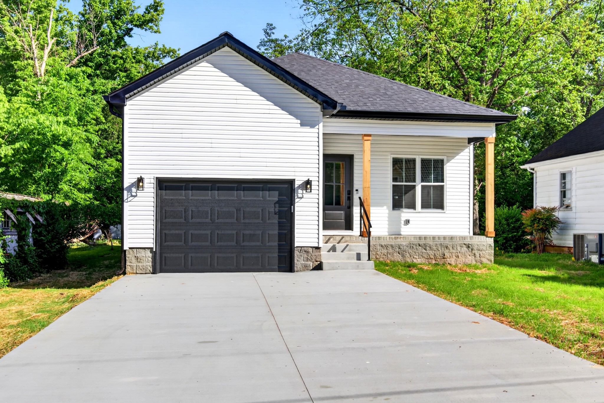 359 3rd Street Guthrie, KY 42234 - Photo 3 of 37
