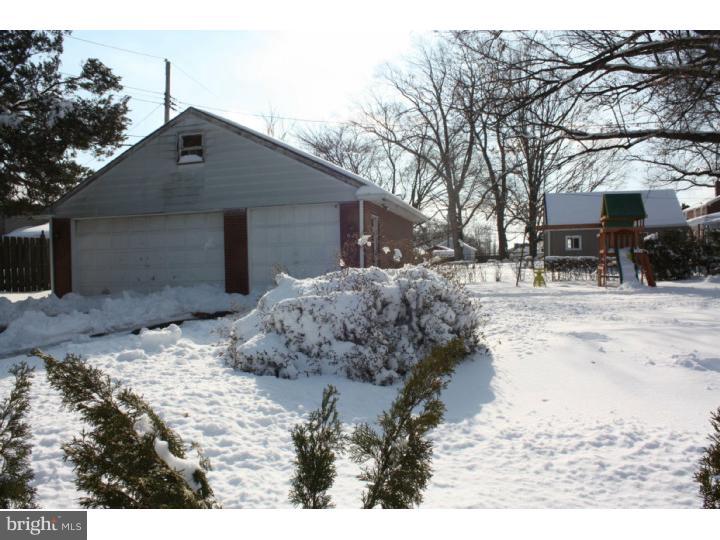 51 Plymouth Road Springfield, PA 19064 - Photo 3 of 15