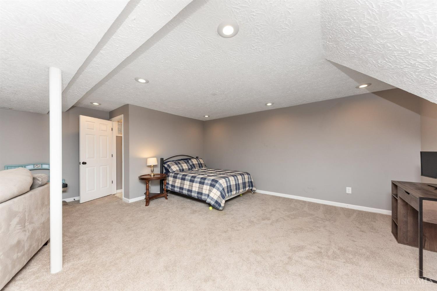 4829 Summerside Road Cincinnati, OH 45244 - Photo 30 of 47 Gallery Image 30