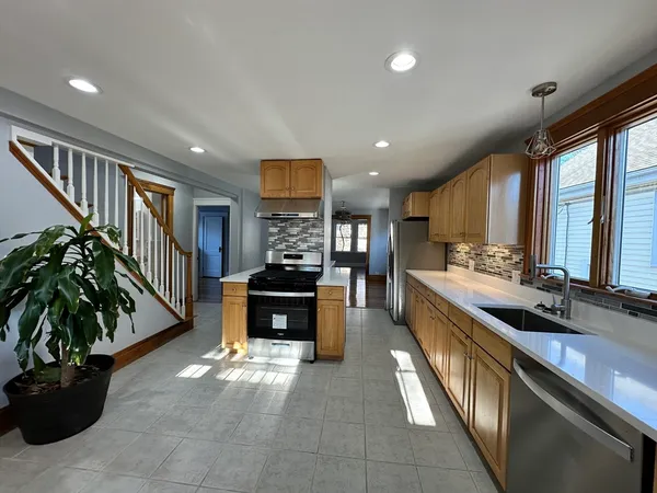 $4,500 | 159 Boston Avenue, Unit 2, Somerville, MA 02144