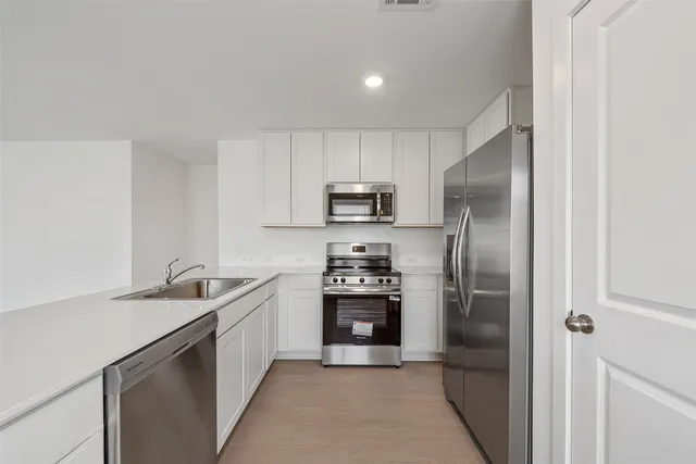 $1,550 | 18739 Barrichello Drive, Conroe, TX 77306