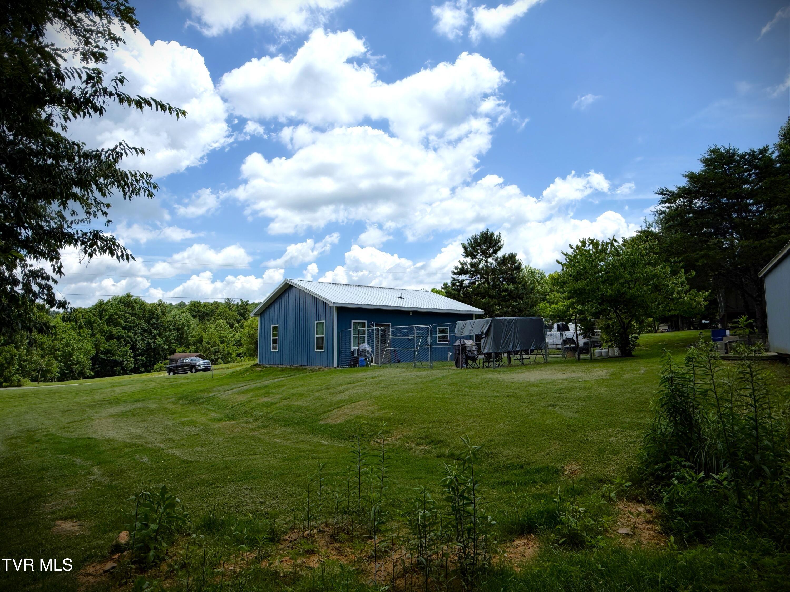 1910 Seaton Road Greeneville, TN 37743 - Photo 8 of 26 8