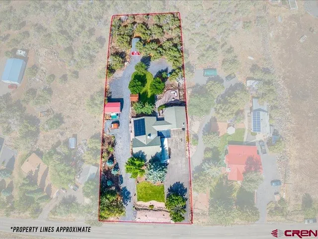 view of a front door