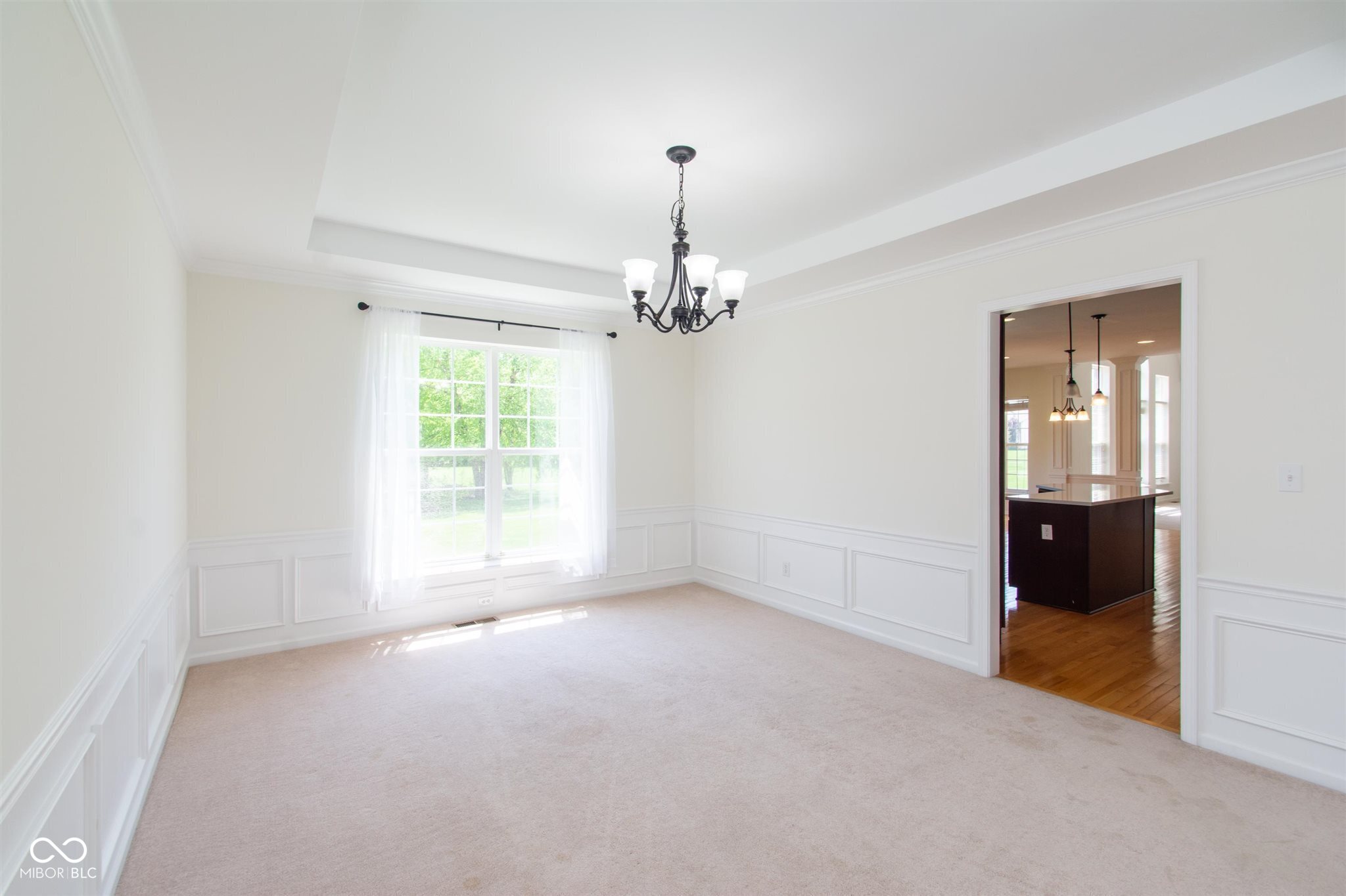 2641 Dawn Ridge Drive Carmel, IN 46074 - Photo 14 of 39