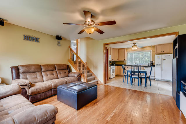 8515 Riverside Avenue Brookfield, IL 60513 - Photo 4 of 27