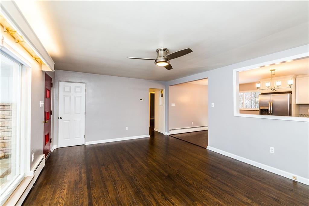102 Fraser Road Valencia, PA 16059 - Photo 4 of 25 Gallery Image 4