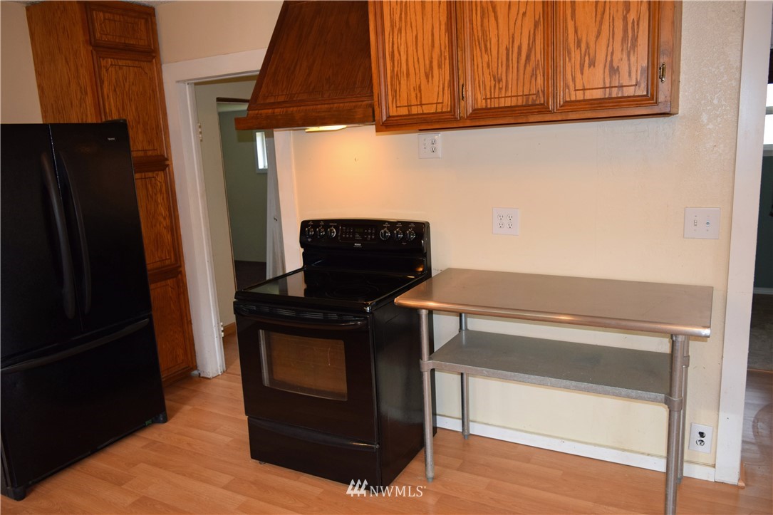 724 2nd Street Cosmopolis, WA 98537 - Photo 5 of 25 Gallery Image 5