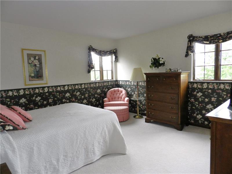2699 New Butler Road New Castle, PA 16101 - Photo 17 of 23
