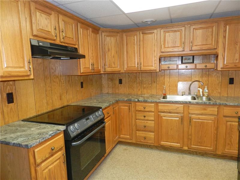 2699 New Butler Road New Castle, PA 16101 - Photo 20 of 23