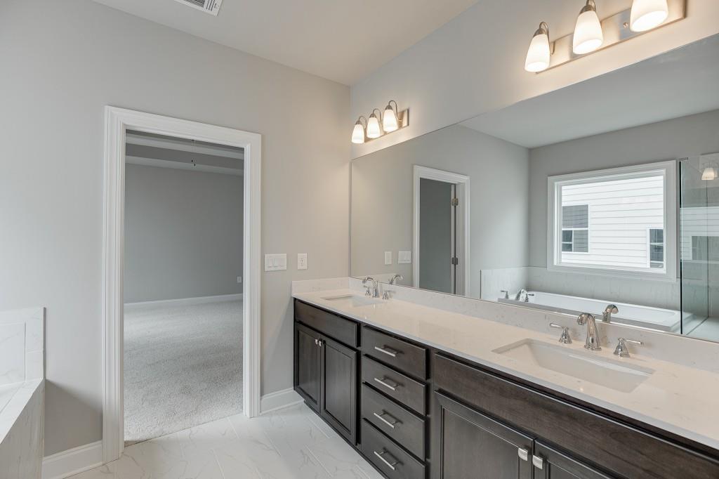 1101 Bartlett Trace Suwanee, GA 30024 - Photo 43 of 58