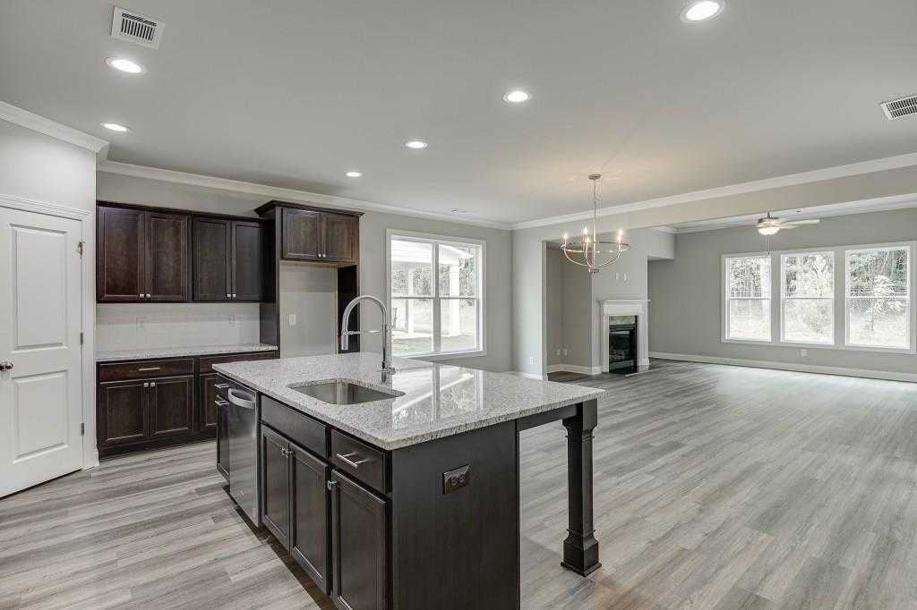 1101 Bartlett Trace Suwanee, GA 30024 - Photo 10 of 58