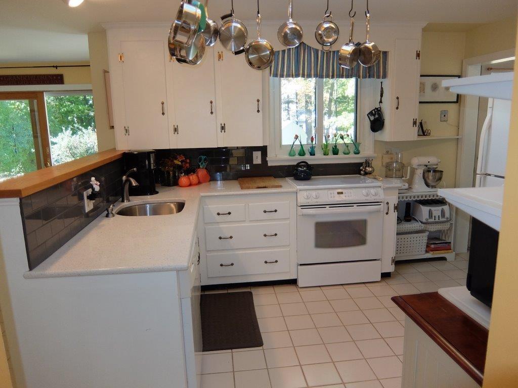 28 Curtis Road Portland, ME 04103 - Photo 10 of 35 Photo