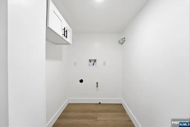 $575,000 | 301 North Grove Street, East Orange, NJ 07017