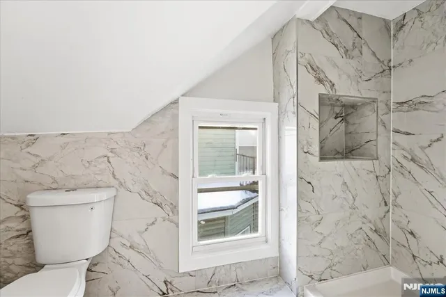 $575,000 | 301 North Grove Street, East Orange, NJ 07017