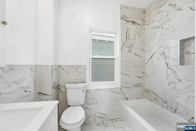 $575,000 | 301 North Grove Street, East Orange, NJ 07017