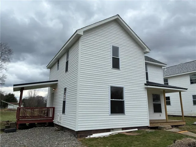 $152,500 | 100 Water Street, Fredonia, PA 16124