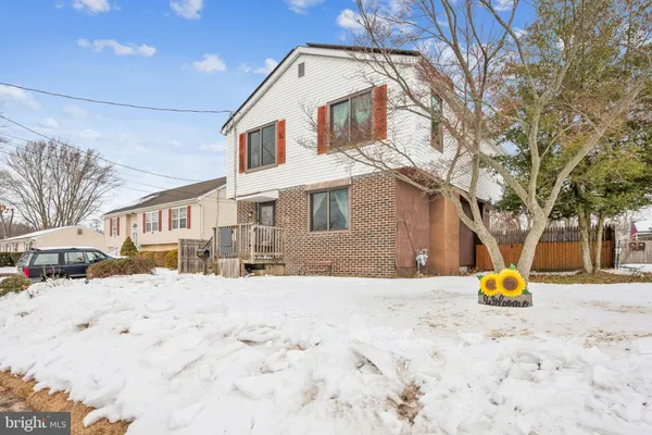 $288,000 | 609 8th Avenue, Lindenwold, NJ 08021