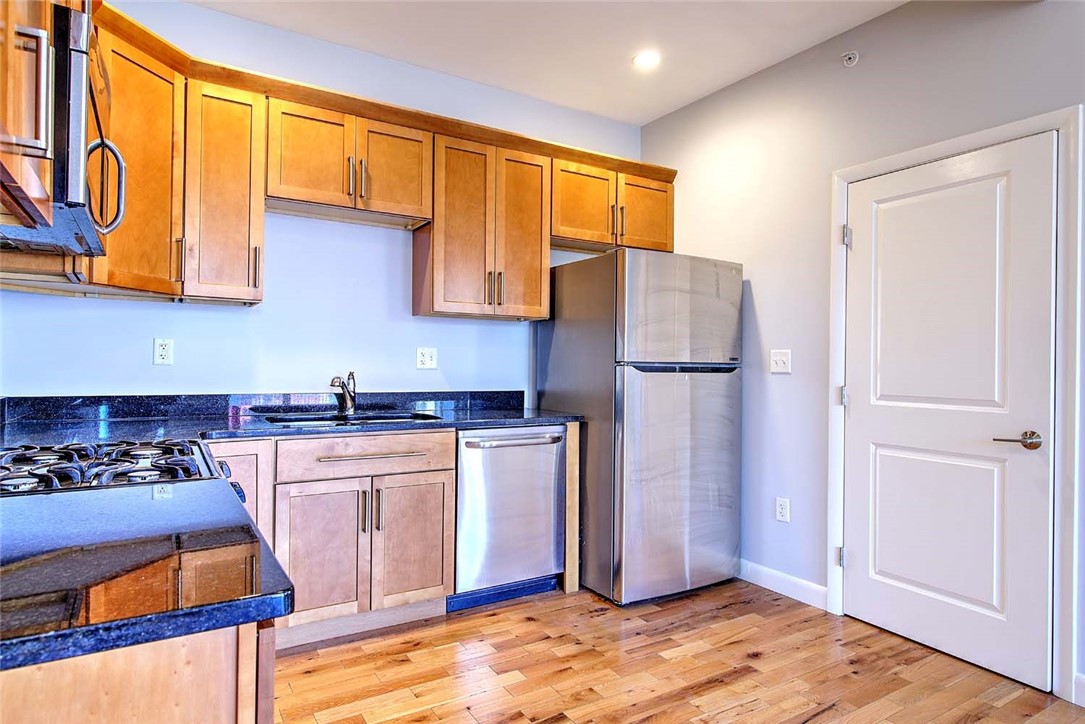 400 Hope Street, Unit 3 Providence, RI 02906 - Photo 13 of 25