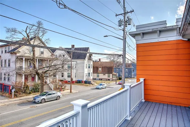 $2,650 | 400 Hope Street, Unit 3, Providence, RI 02906