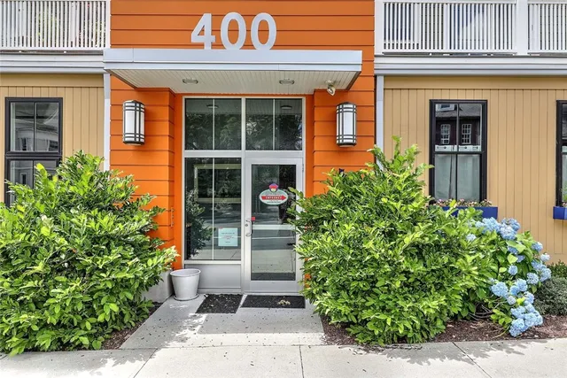 $2,650 | 400 Hope Street, Unit 3, Providence, RI 02906
