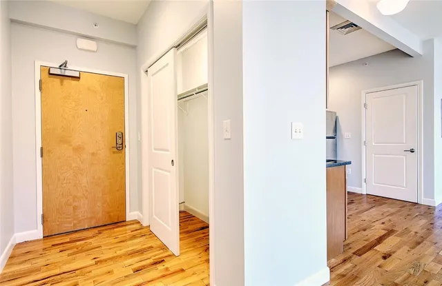 $2,650 | 400 Hope Street, Unit 3, Providence, RI 02906