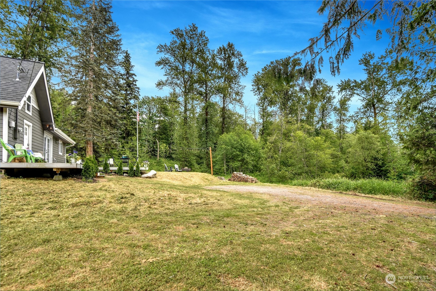 12208 Kelly Road Northeast Carnation, WA 98014 - Photo 33 of 35 Gallery Image 33