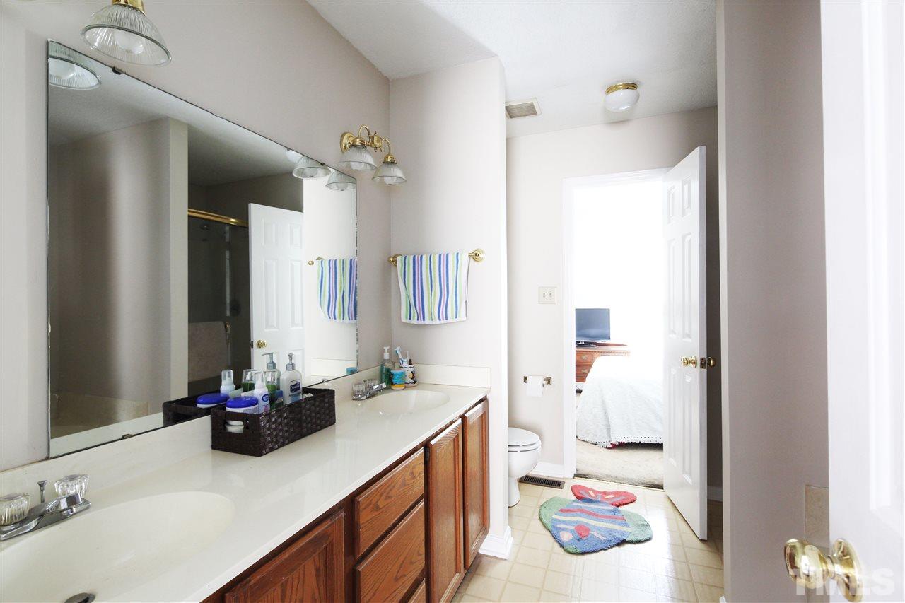 4636 Jacqueline Lane Raleigh, NC 27616 - Photo 10 of 13 Gallery Image 10