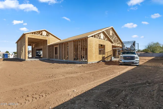 a view of a house with entertaining space