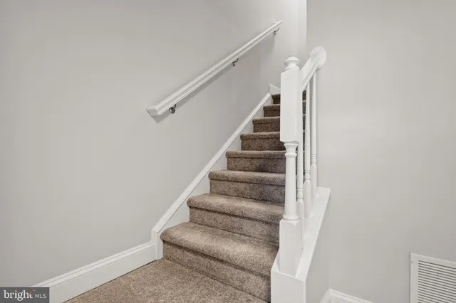 $309,900 | 1272 Elderslie Lane, Unit 92, York, PA 17403