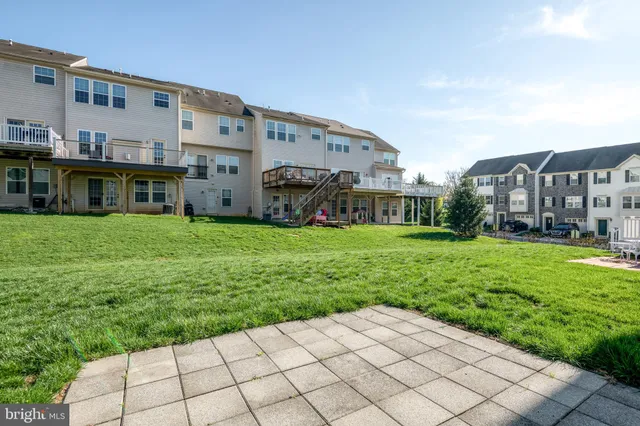 $309,900 | 1272 Elderslie Lane, Unit 92, York, PA 17403