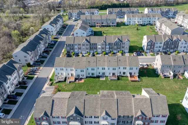 $309,900 | 1272 Elderslie Lane, Unit 92, York, PA 17403