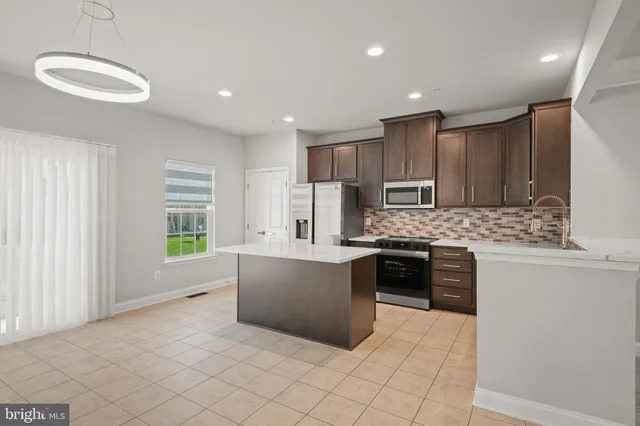 $309,900 | 1272 Elderslie Lane, Unit 92, York, PA 17403