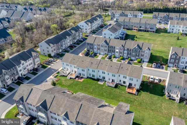 $309,900 | 1272 Elderslie Lane, Unit 92, York, PA 17403