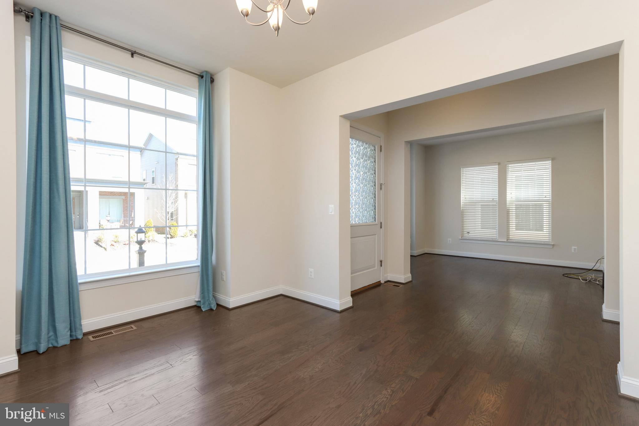 42031 Guardfish Way Brambleton, VA 20148 - Photo 17 of 52