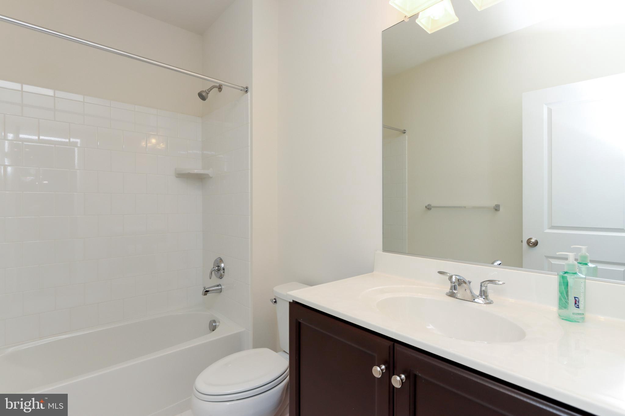 42031 Guardfish Way Brambleton, VA 20148 - Photo 23 of 52