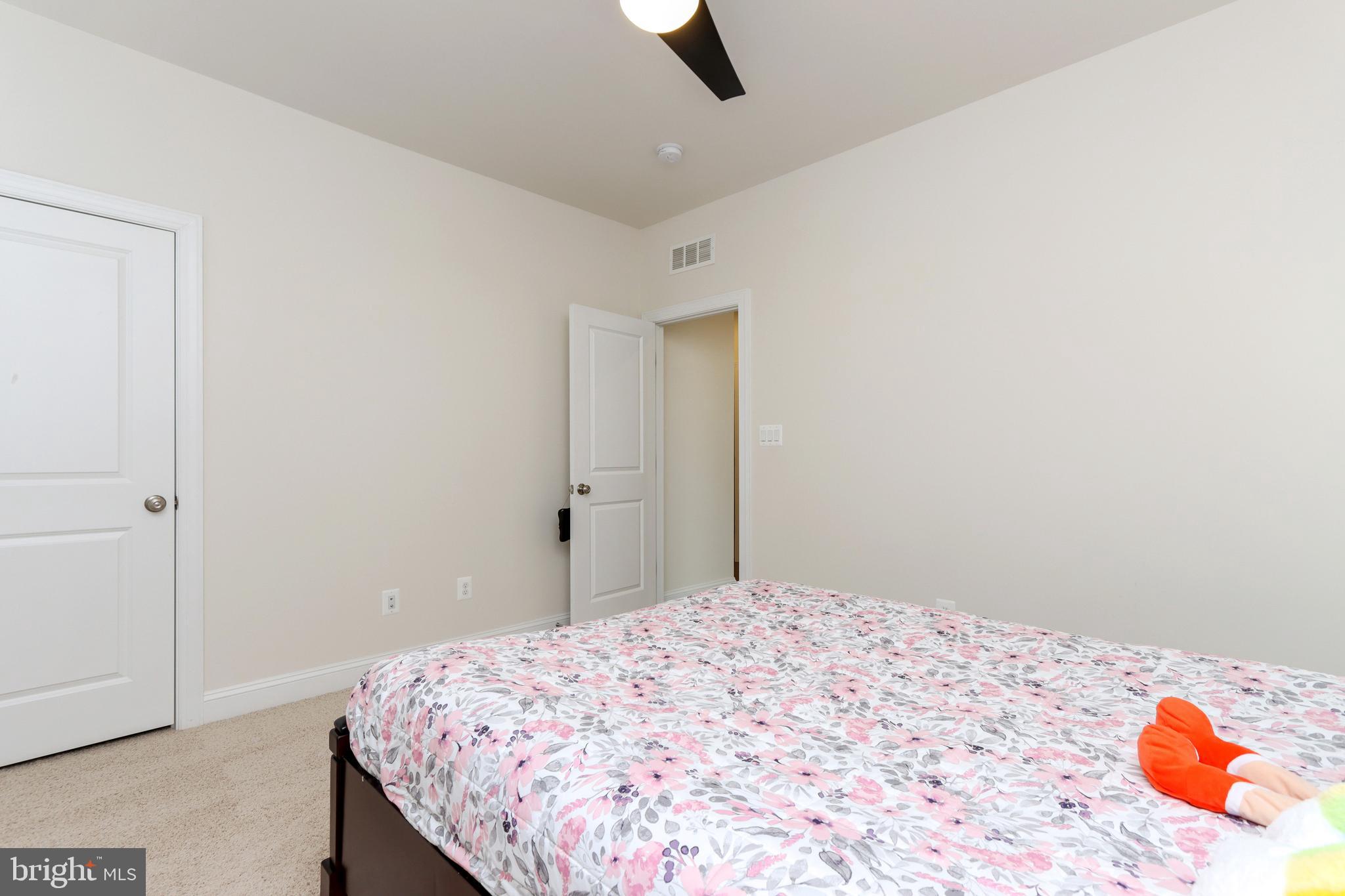 42031 Guardfish Way Brambleton, VA 20148 - Photo 32 of 52