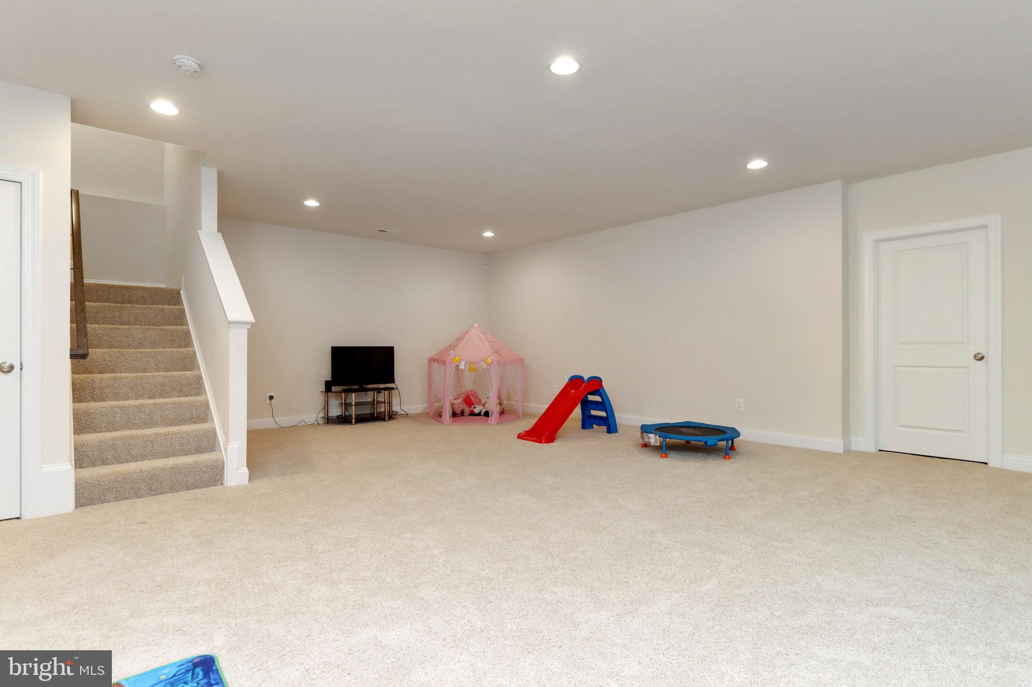 42031 Guardfish Way Brambleton, VA 20148 - Photo 44 of 52