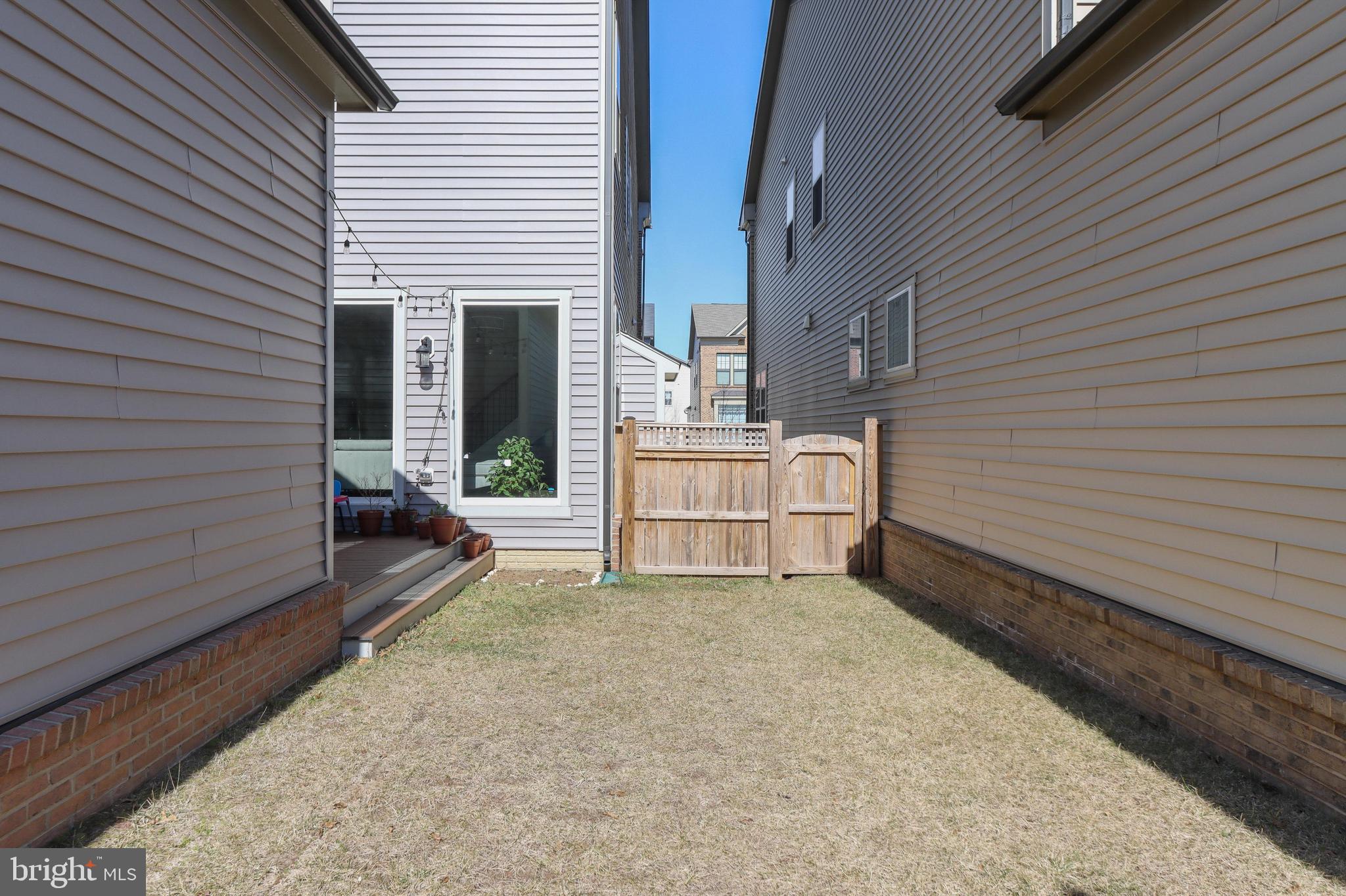 42031 Guardfish Way Brambleton, VA 20148 - Photo 47 of 52